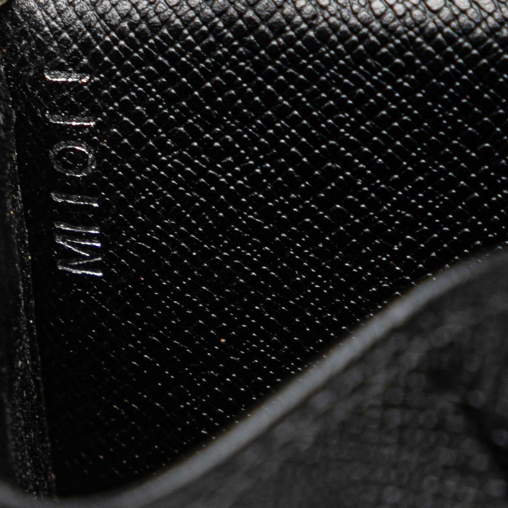 Louis Vuitton Taiga Business Card Holder - 4