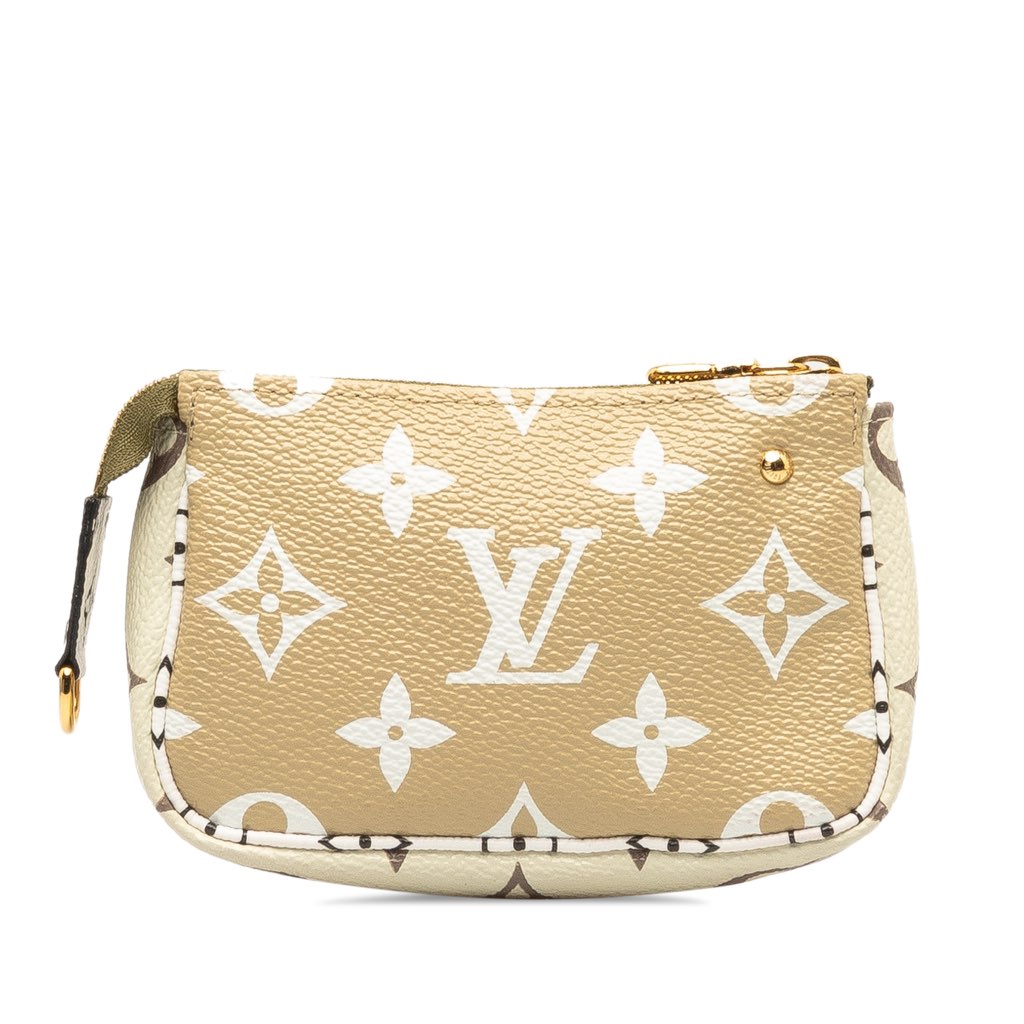 Louis Vuitton Monogram Giant Micro Pochette Accessoires - 3