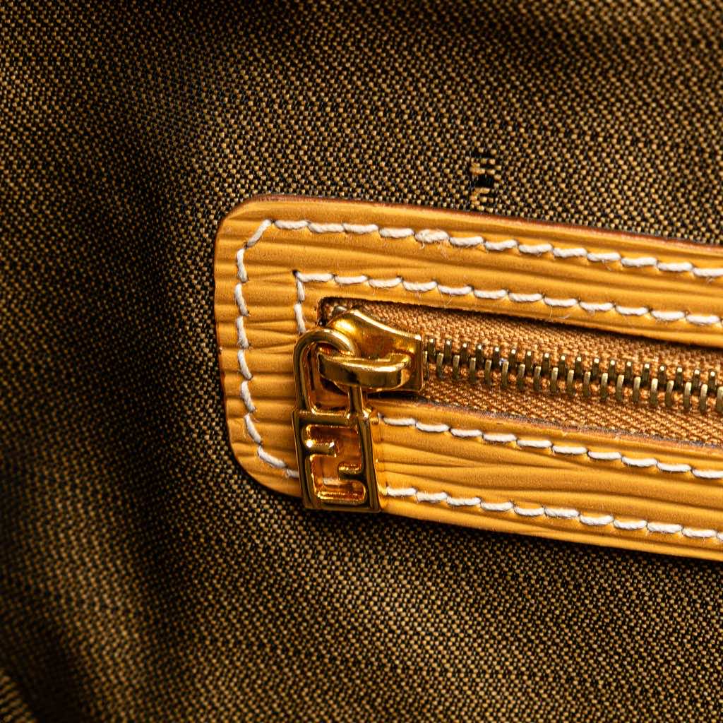 Fendi Leather Tote - Detail 2