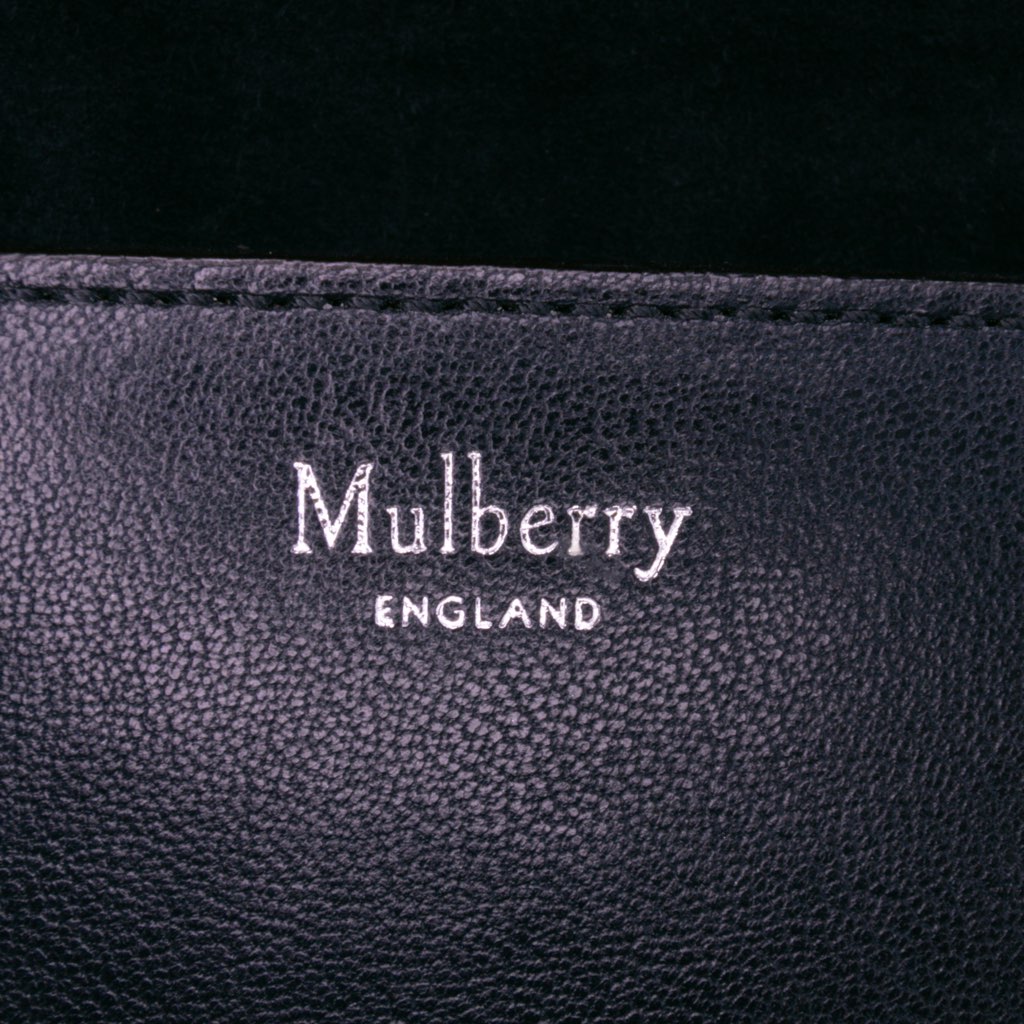 Mulberry Smooth Calfskin Selwood Crossbody - Side view