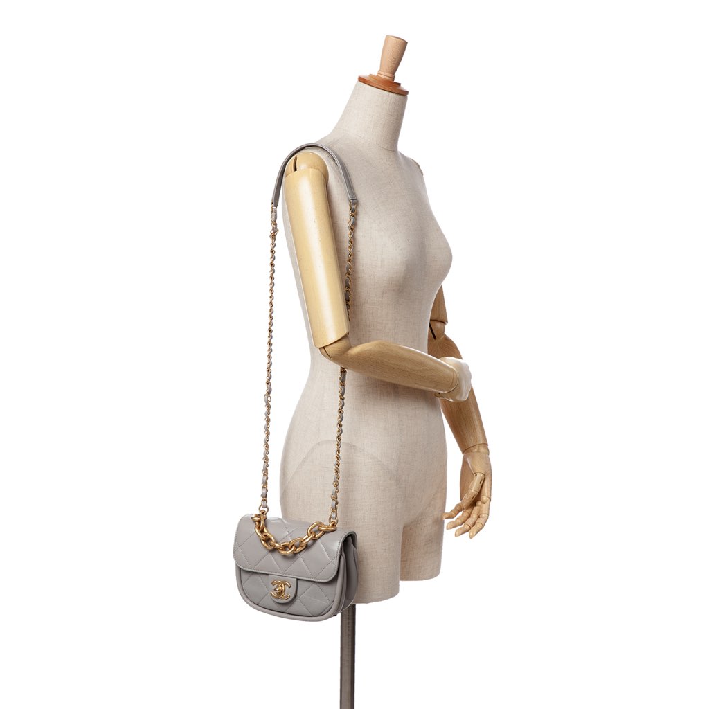 Chanel CC Quilted Lambskin Rounded Flap - Image 13