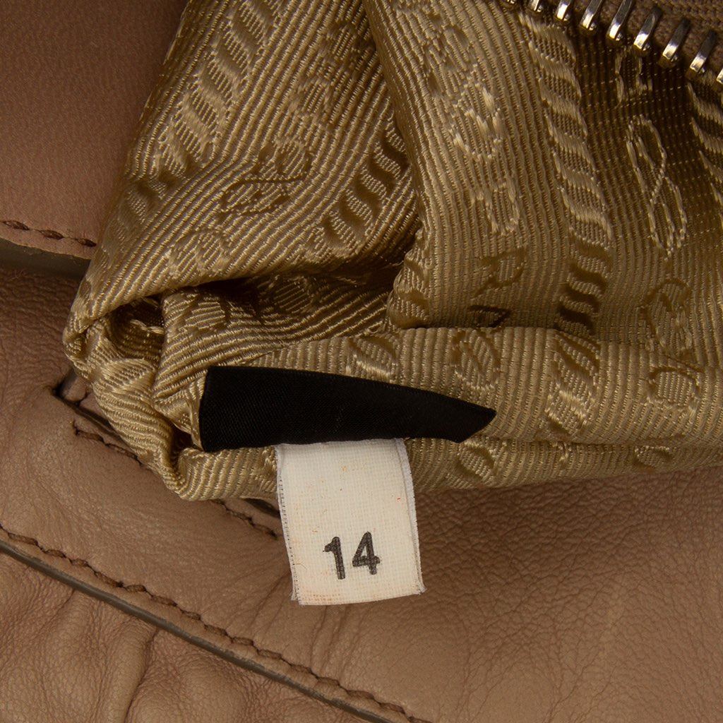 Prada Nappa Gaufre Satchel - Detail 1
