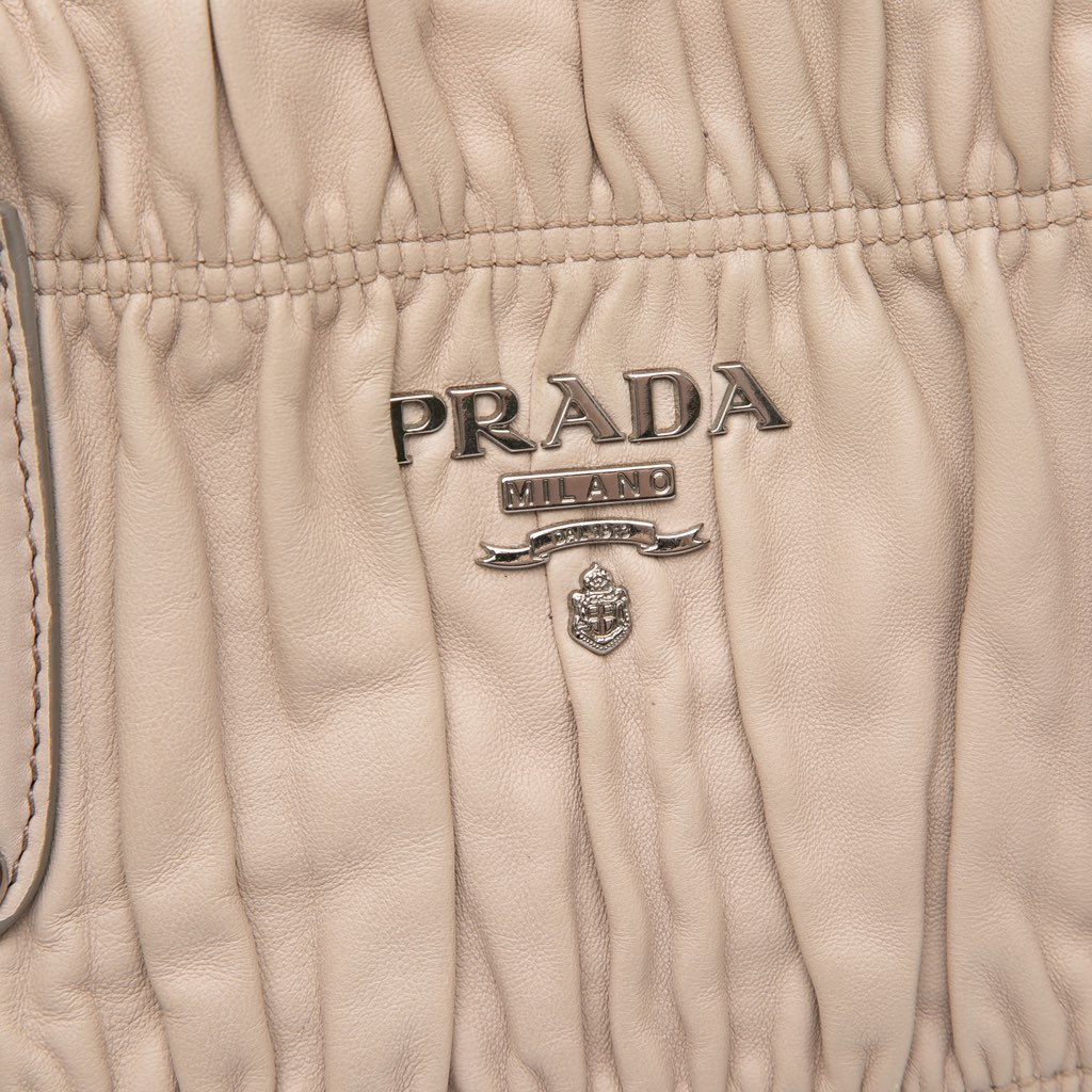 Prada Nappa Gaufre Satchel - Detail 2