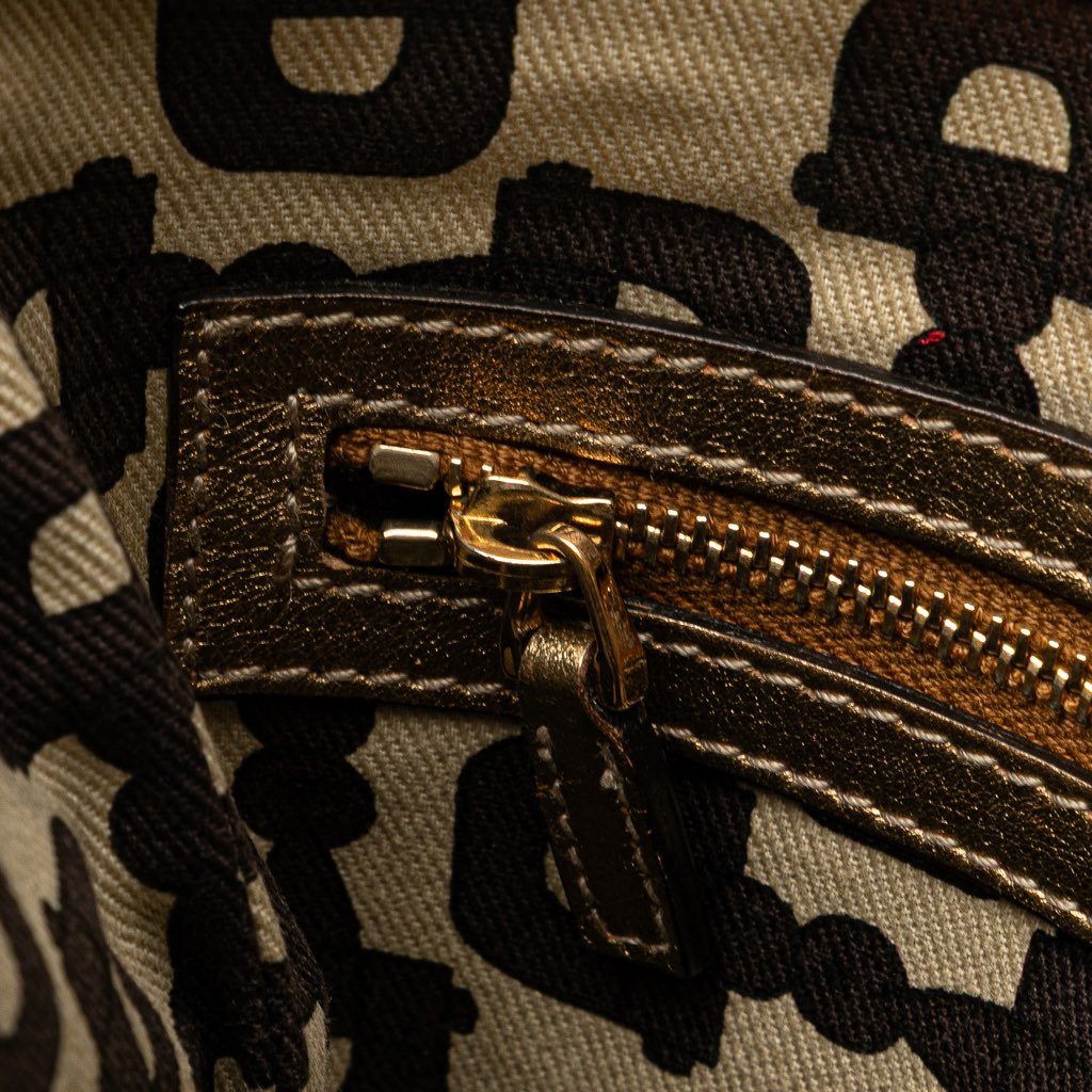 Gucci GG Canvas Jolicoeur Crossbody - Detail 2