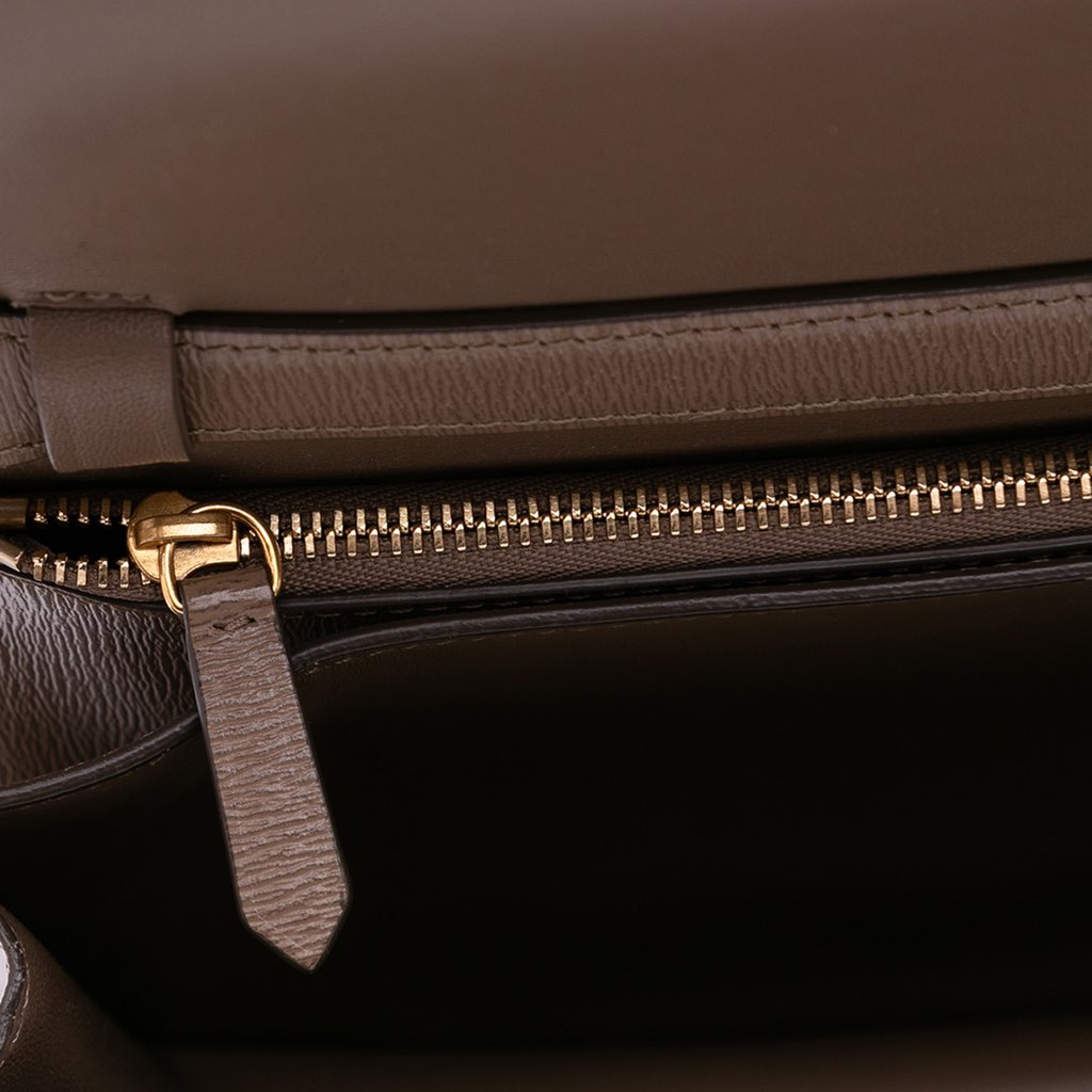 Celine Medium Liege Calfskin Classic Box - Detail 2