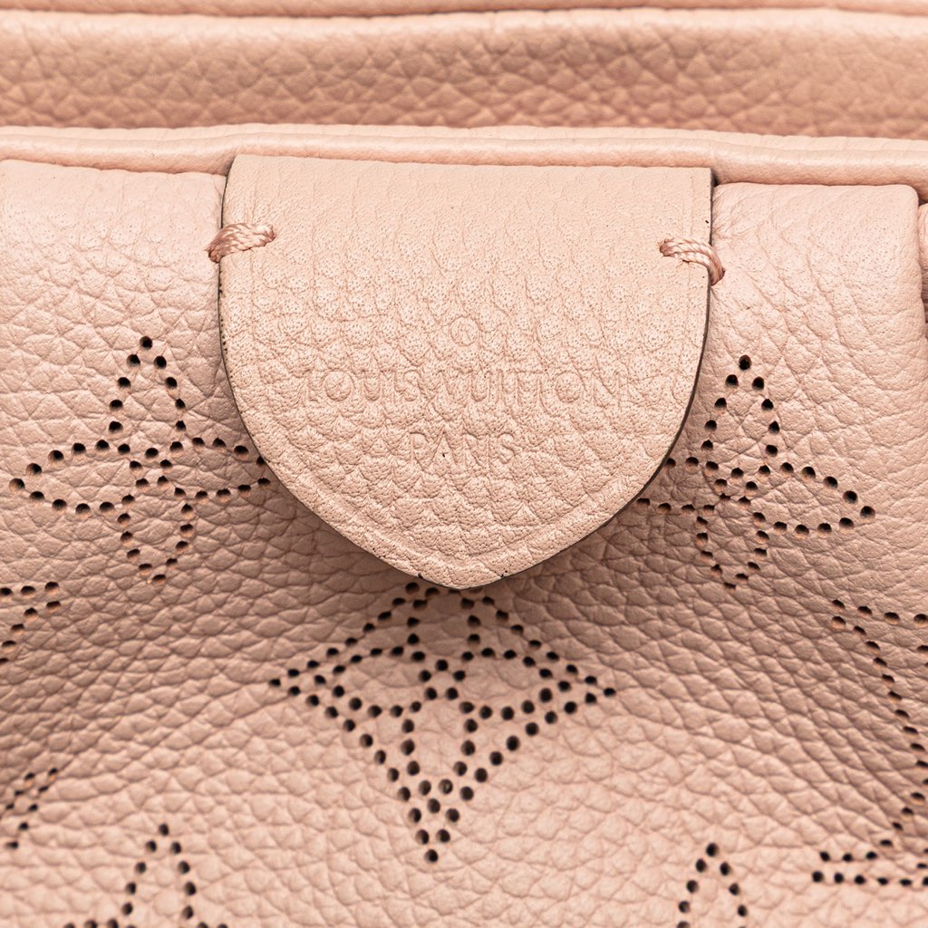 Louis Vuitton Monogram Mahina Scala Mini Pouch - Detail 1