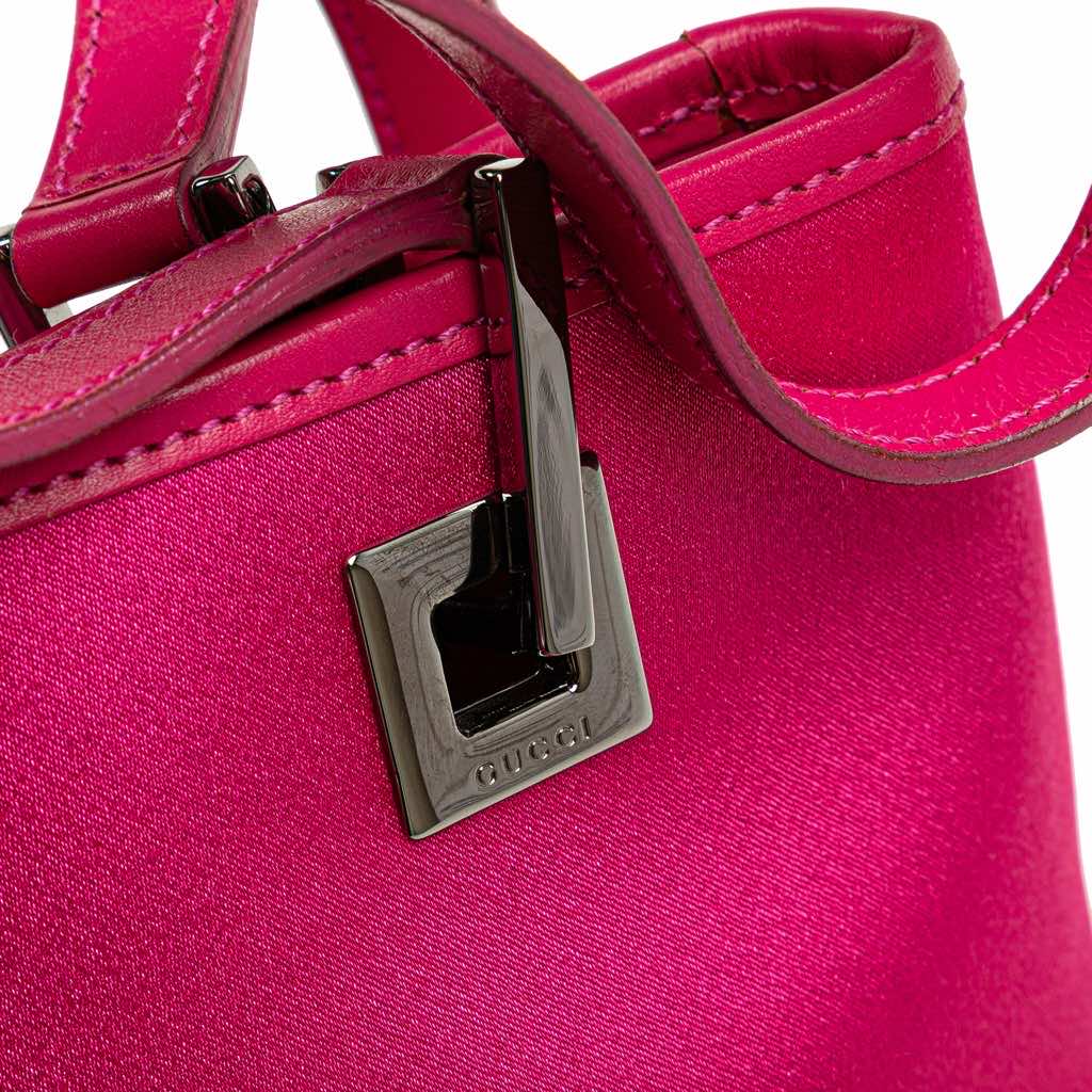 Gucci Satin Shoulder Bag - Image 11