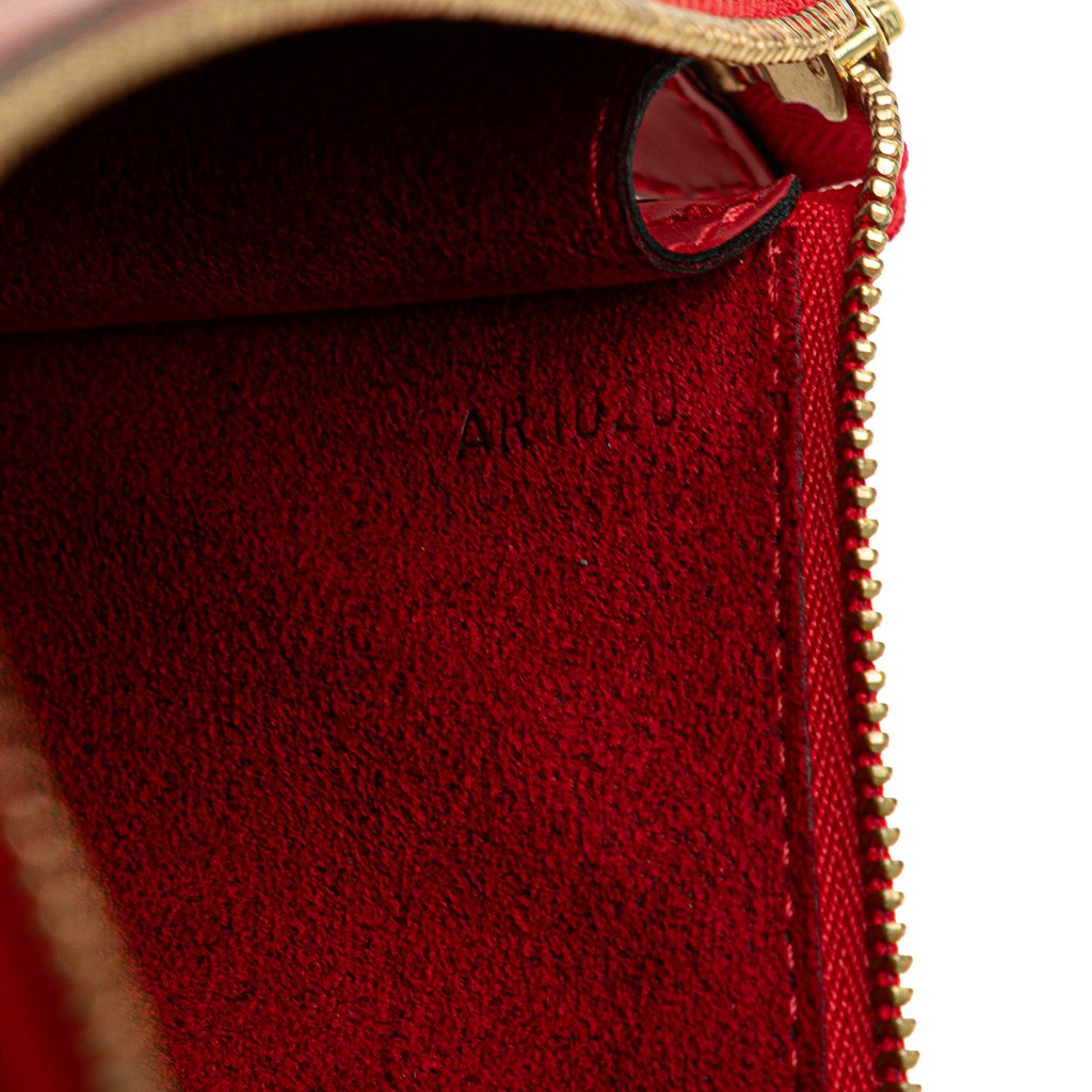 Louis Vuitton Epi Pochette Accessoires - Side view