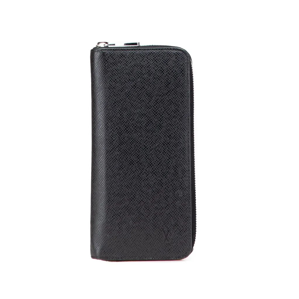 Louis Vuitton Taiga Zippy Vertical Long Wallet Black Leather Good - Front View