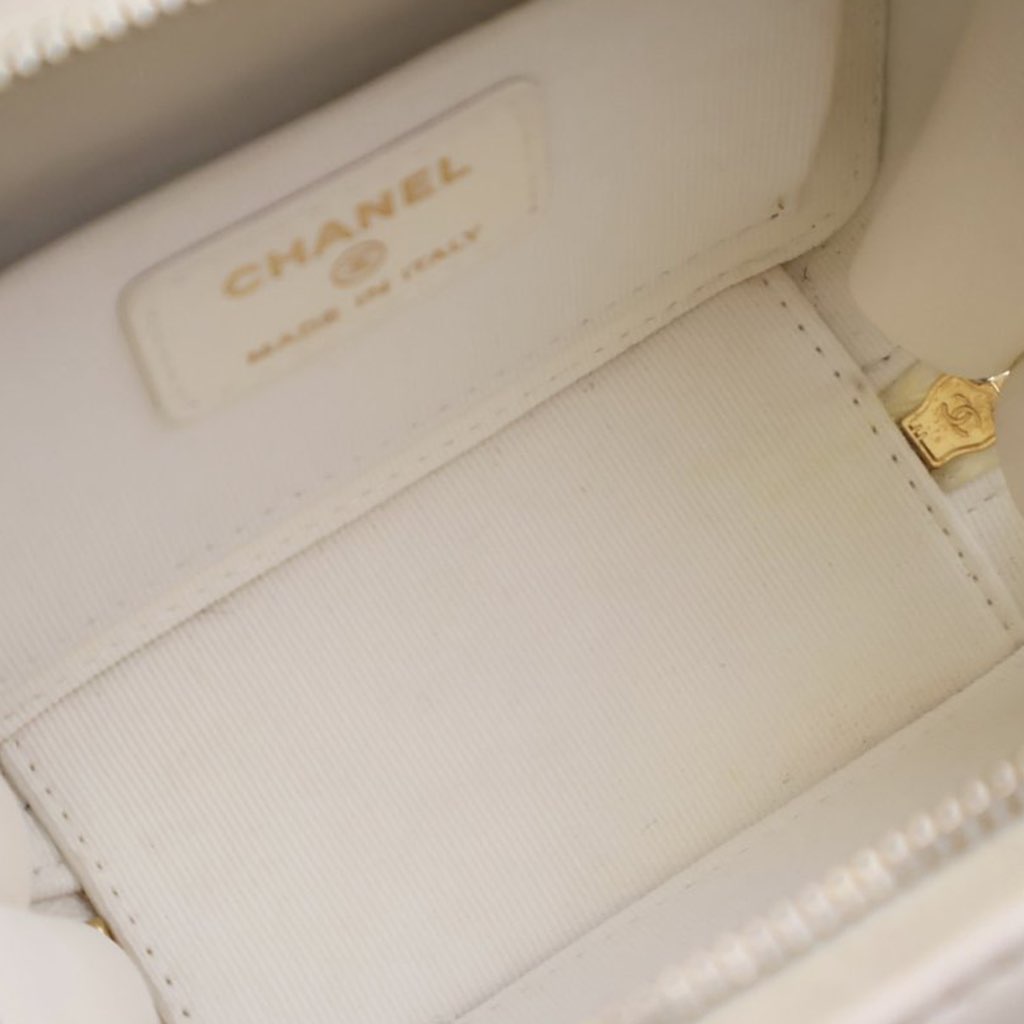 Chanel Mini Quilted Lambskin CC Vanity Case - 5