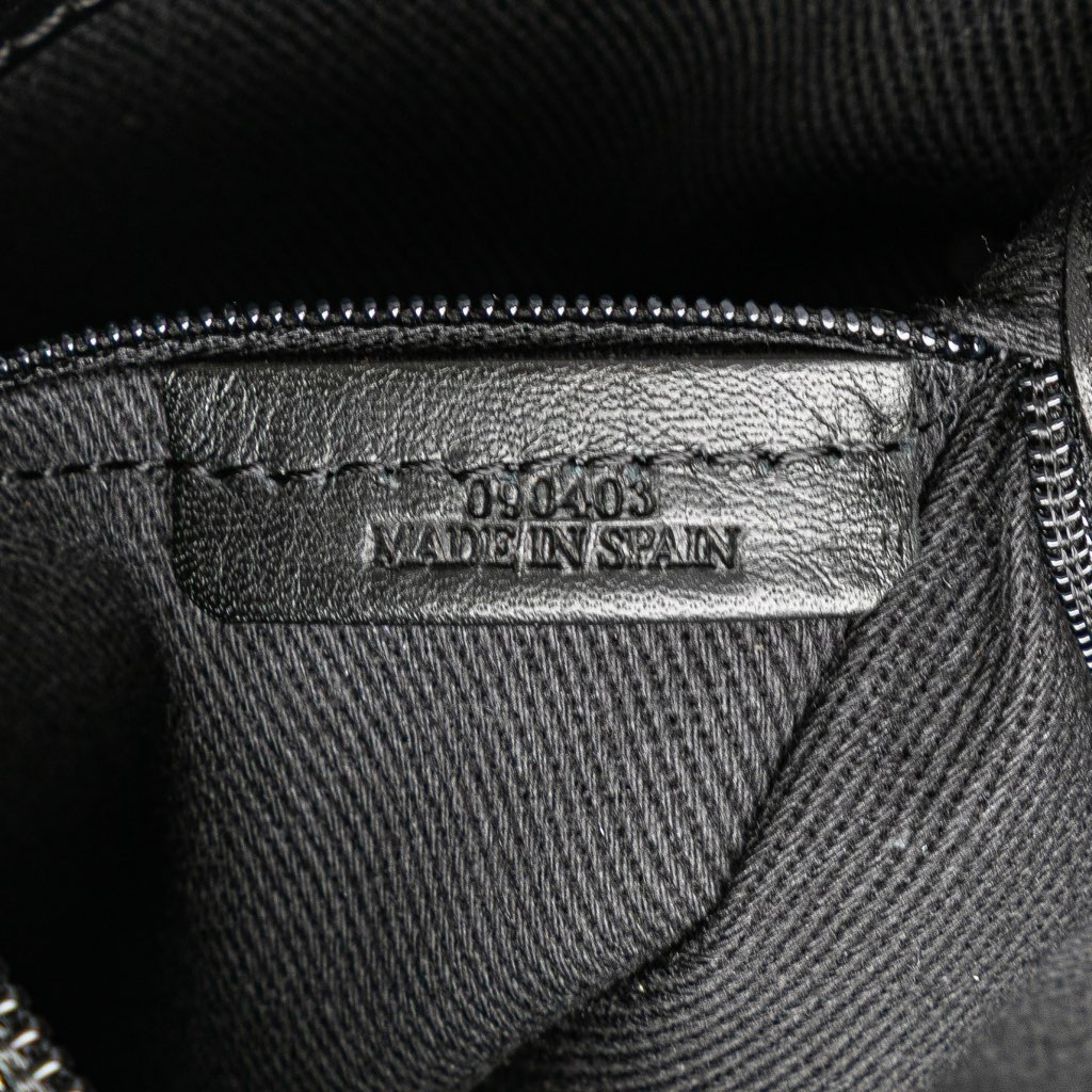 Loewe Anagram Canvas Crossbody - Detail 1