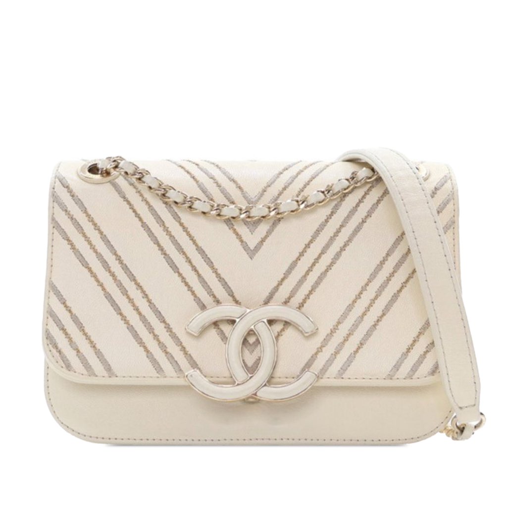 Chanel Small Chevron Sheepskin CC Subtle Flap