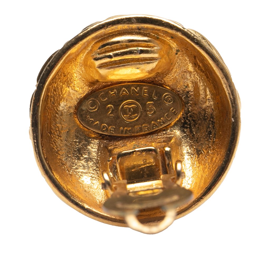 Chanel CC Gold Plated Quilted Round Clip On Earrings - Image 6
