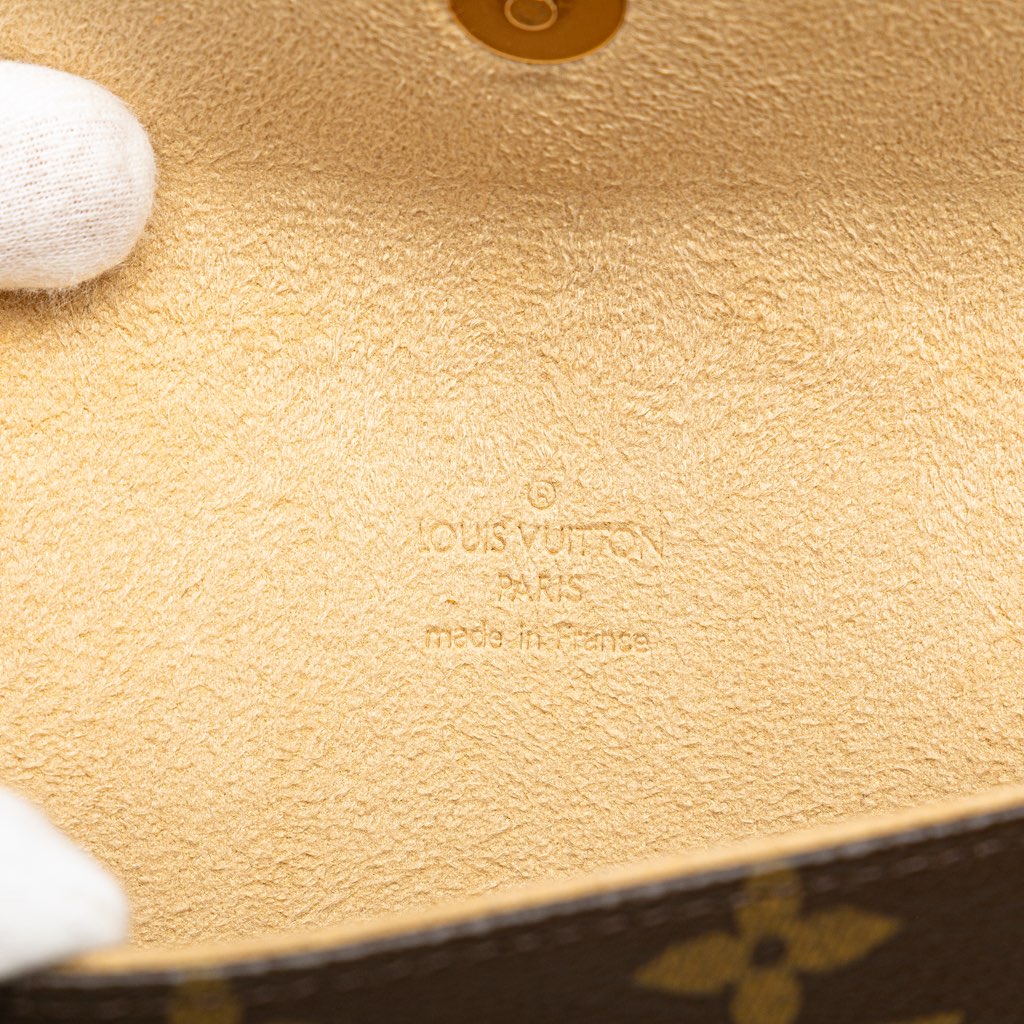 Louis Vuitton Monogram Pochette Florentine - Detail 1