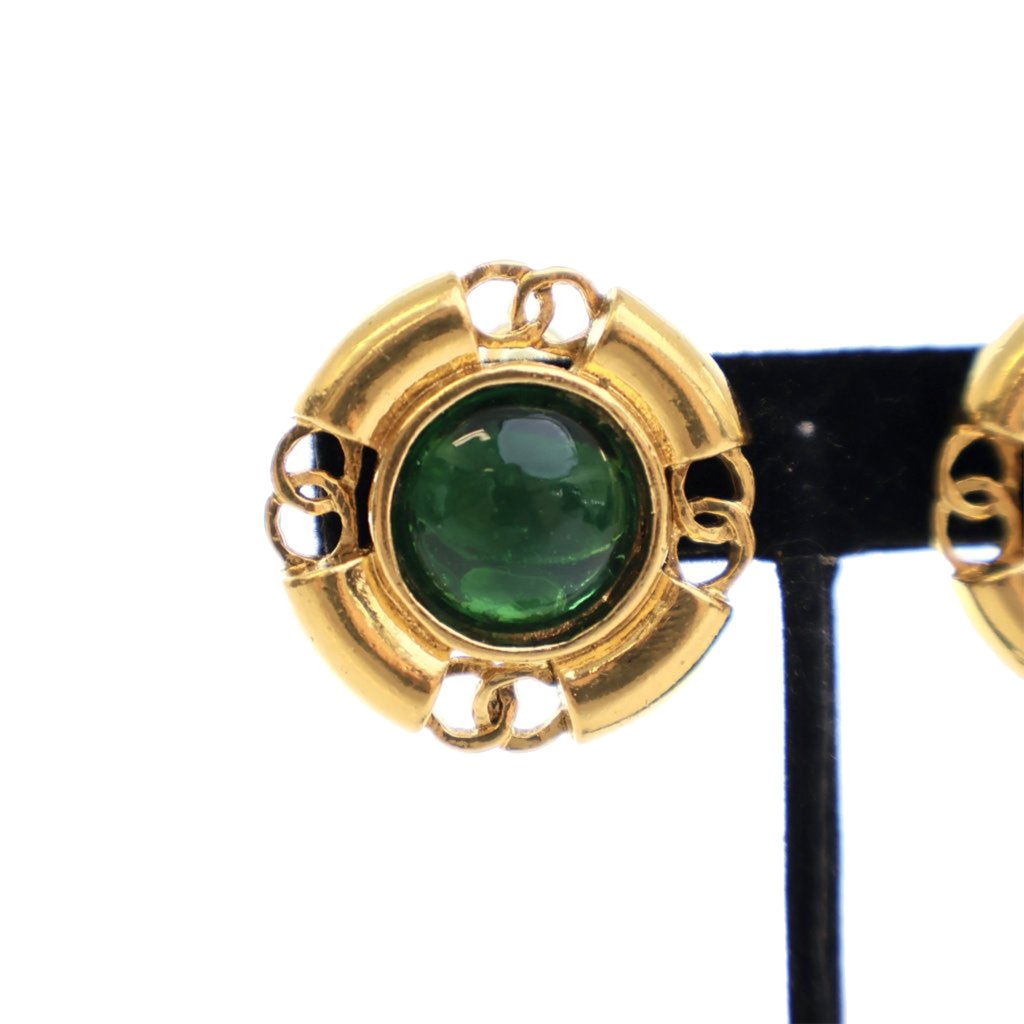 Chanel Gold Plated Gripoix Round Clip On Earrings - 4