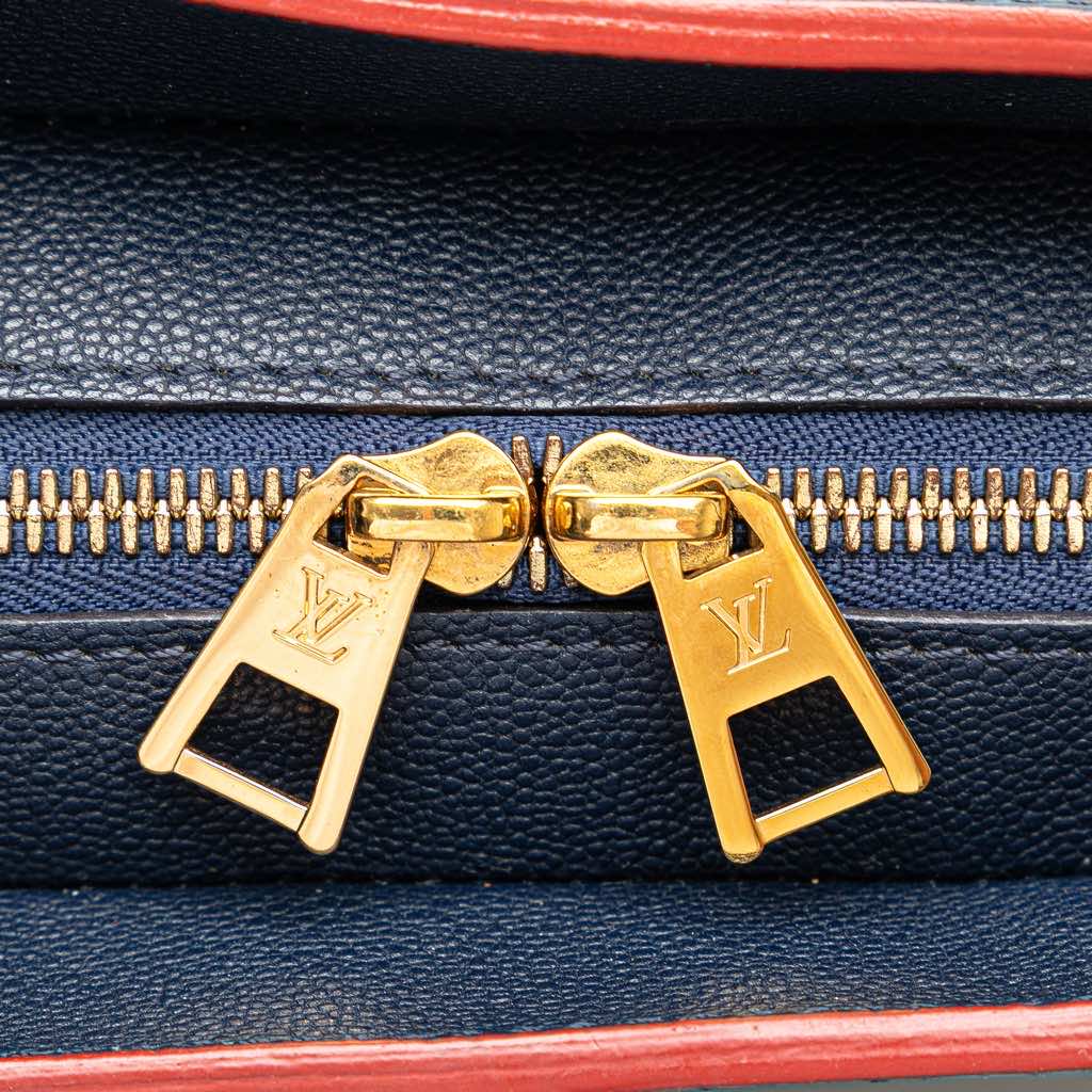 Louis Vuitton Epi Vaneau MM - Detail 2