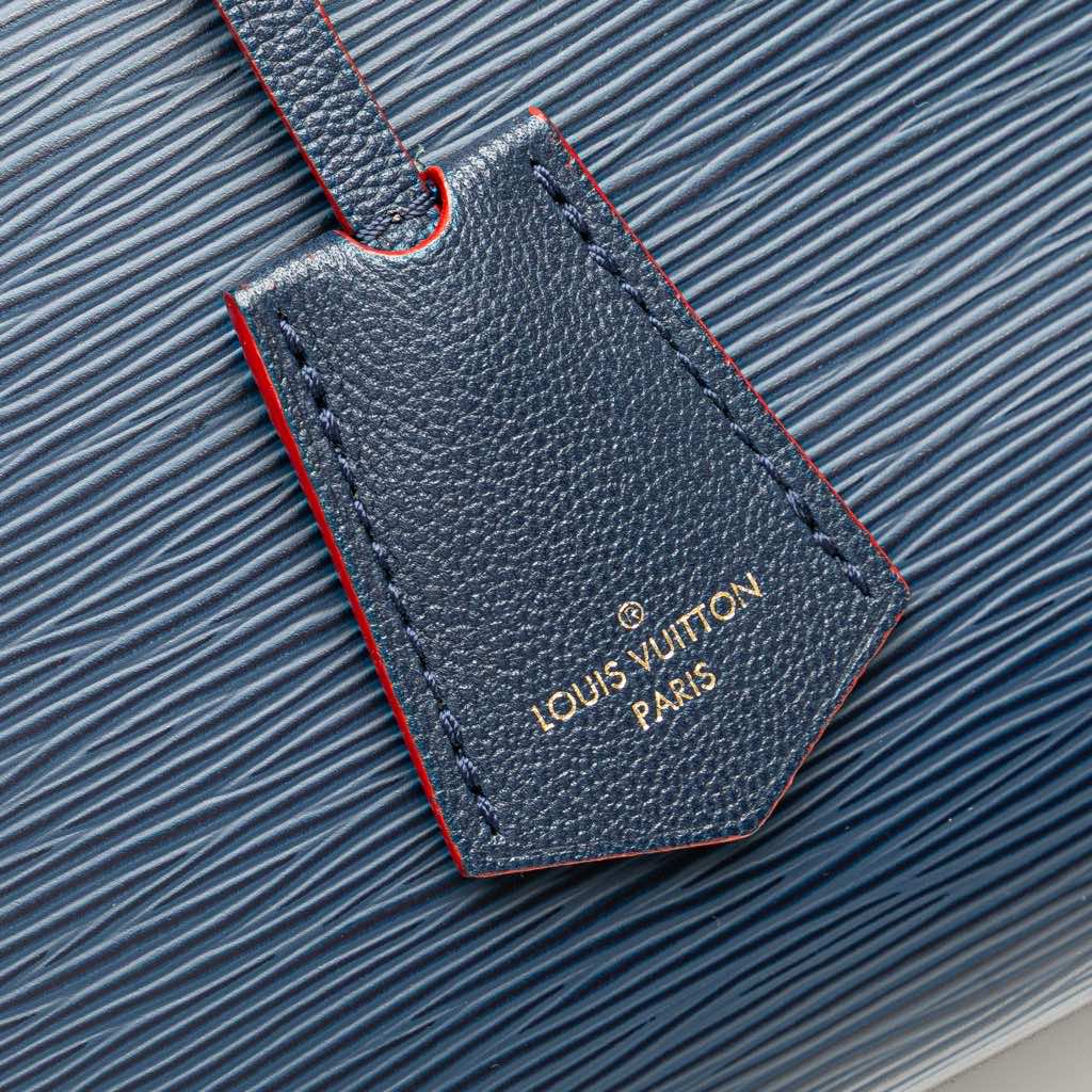 Louis Vuitton Epi Vaneau MM - Image 10