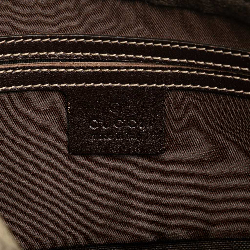 Gucci GG Supreme Belt Bag - Side view