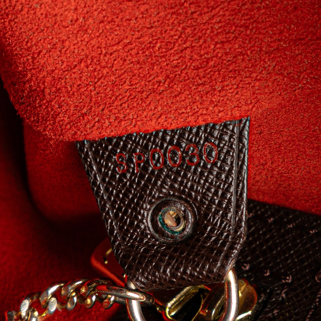 Louis Vuitton Damier Ebene Marais - Detail 1