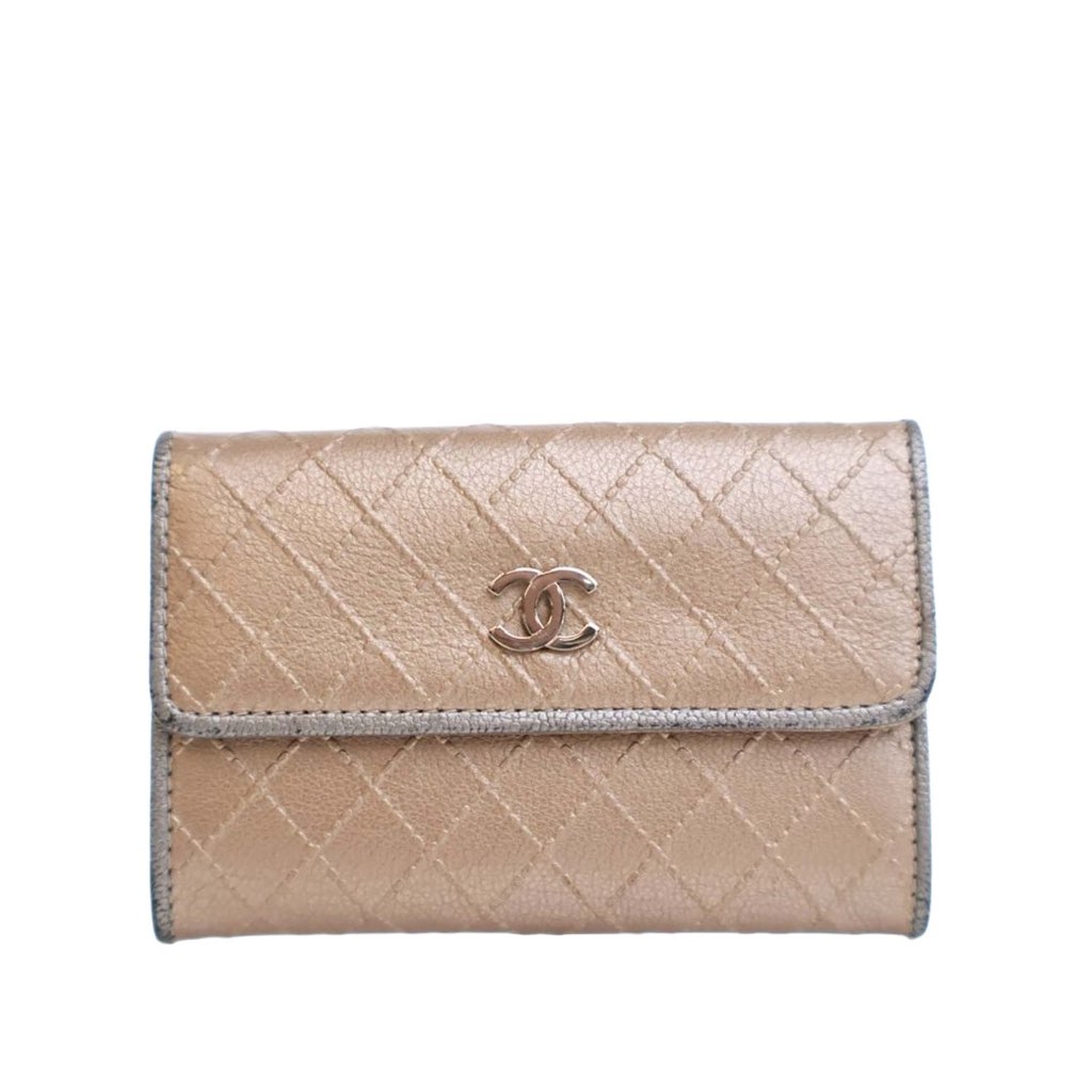 Chanel Metallic Calfskin Diamond Stitch Card Holder