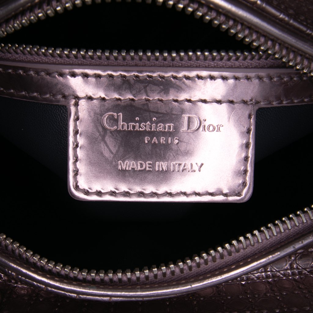 Dior Medium Metallic Patent Microcannage Lady Dior - Side view