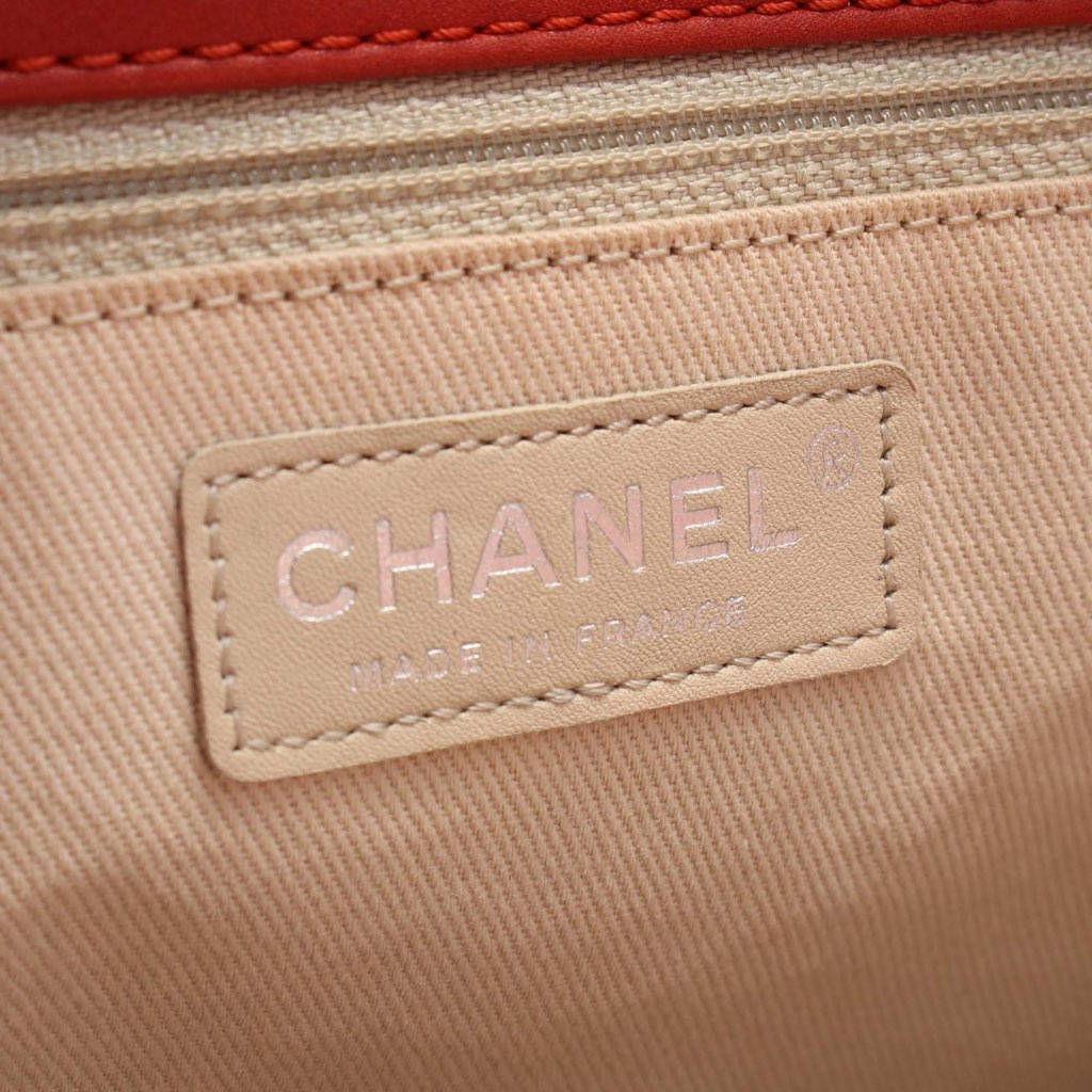 Chanel CC Quilted Lambskin Chain Tote - 4