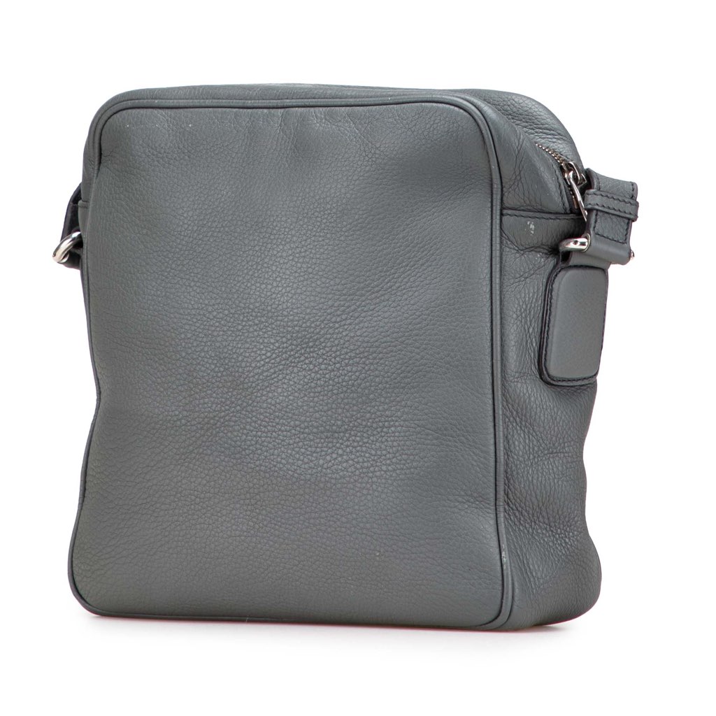 Gucci Medium Pebbled Calfskin Soho Messenger Bag - 2