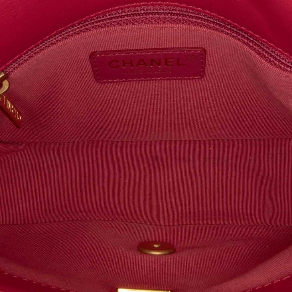 Chanel Small Quilted Lambskin On And On Chain Flap - 5