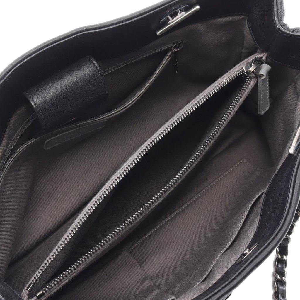 Chanel Medium CC Quilted Calfskin Stitch It Tote - Image 6