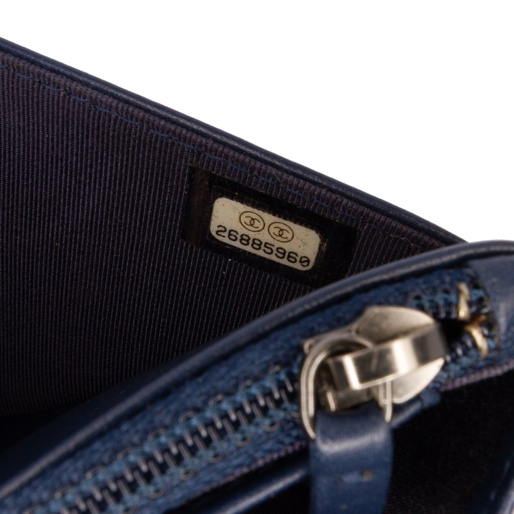 Chanel Quilted Aged Calfskin Gabrielle Wallet On Chain - Side view