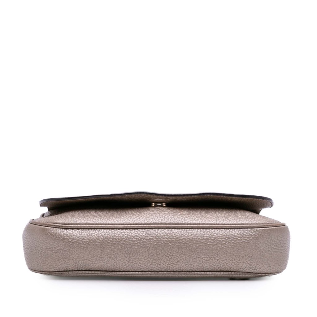 Gucci Medium Metallic Leather Soho Chain Flap Crossbody - Image 6