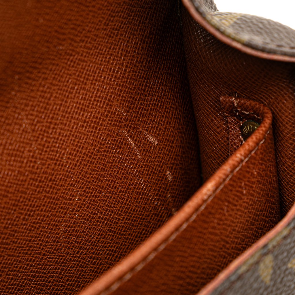 Louis Vuitton Monogram Cartouchiere MM - Detail 2