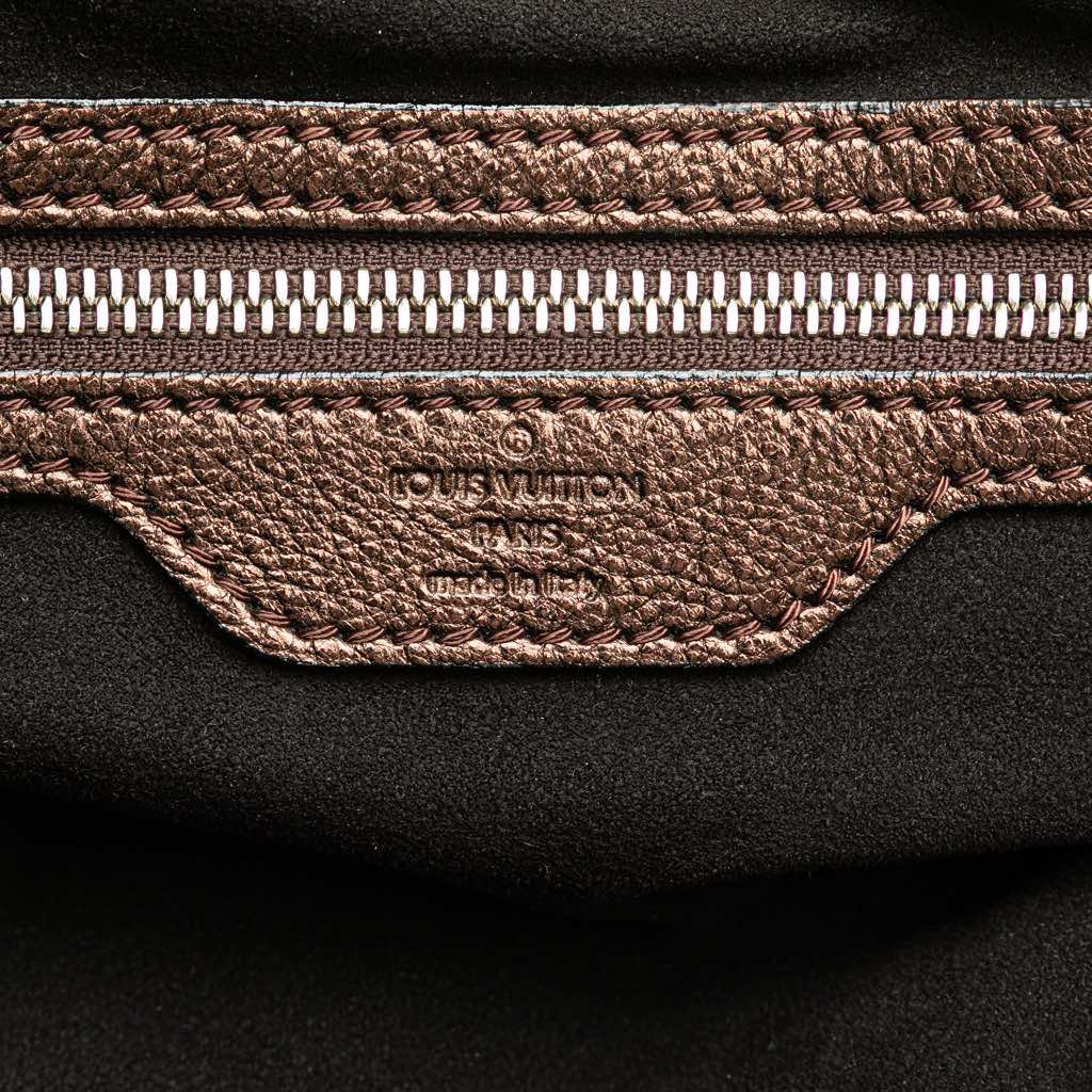 Louis Vuitton Monogram Mahina XL - Side view