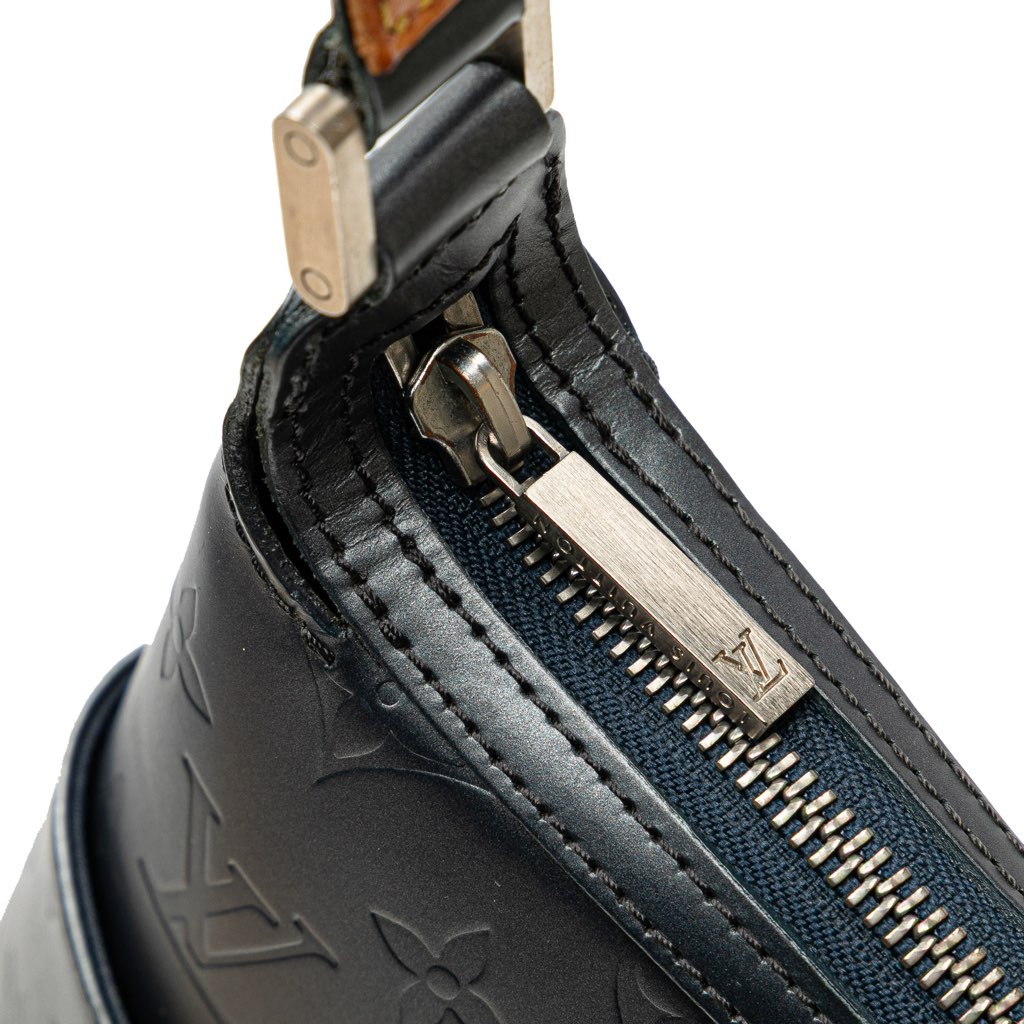 Louis Vuitton Monogram Mat Sutter - Detail 2