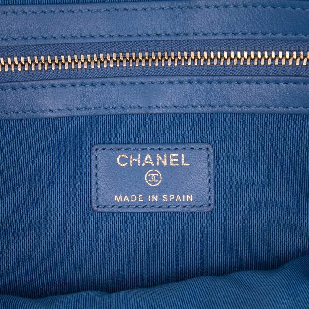 Chanel Medium Quilted Lambskin O Case Clutch - 5