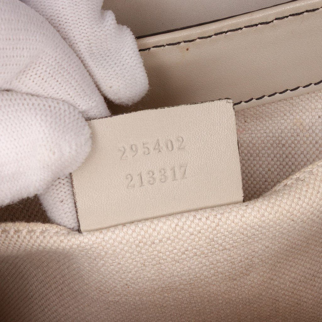 Gucci Medium GG Canvas Emily Shoulder Bag - Detail 1