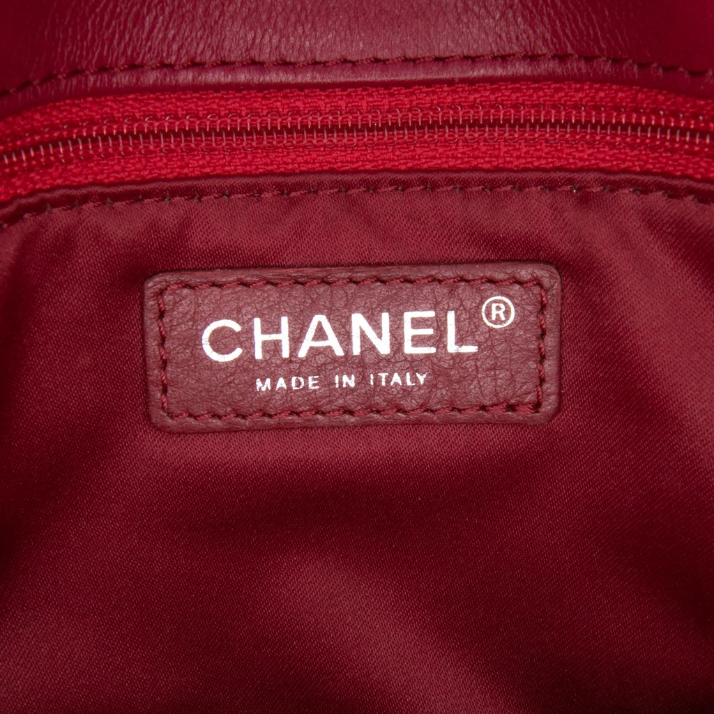 Chanel Medium Stitched Calfskin Citizen Flap - Side view