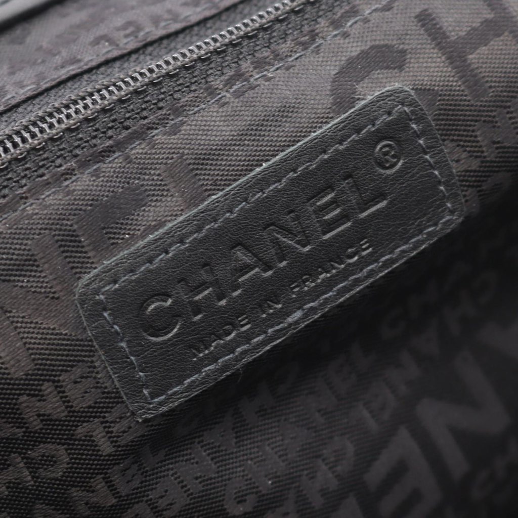 Chanel Lambskin Camellia Handbag - 4