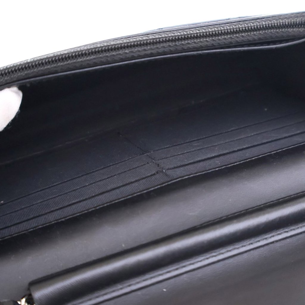 Chanel CC Quilted Patent Wallet On Chain - 4