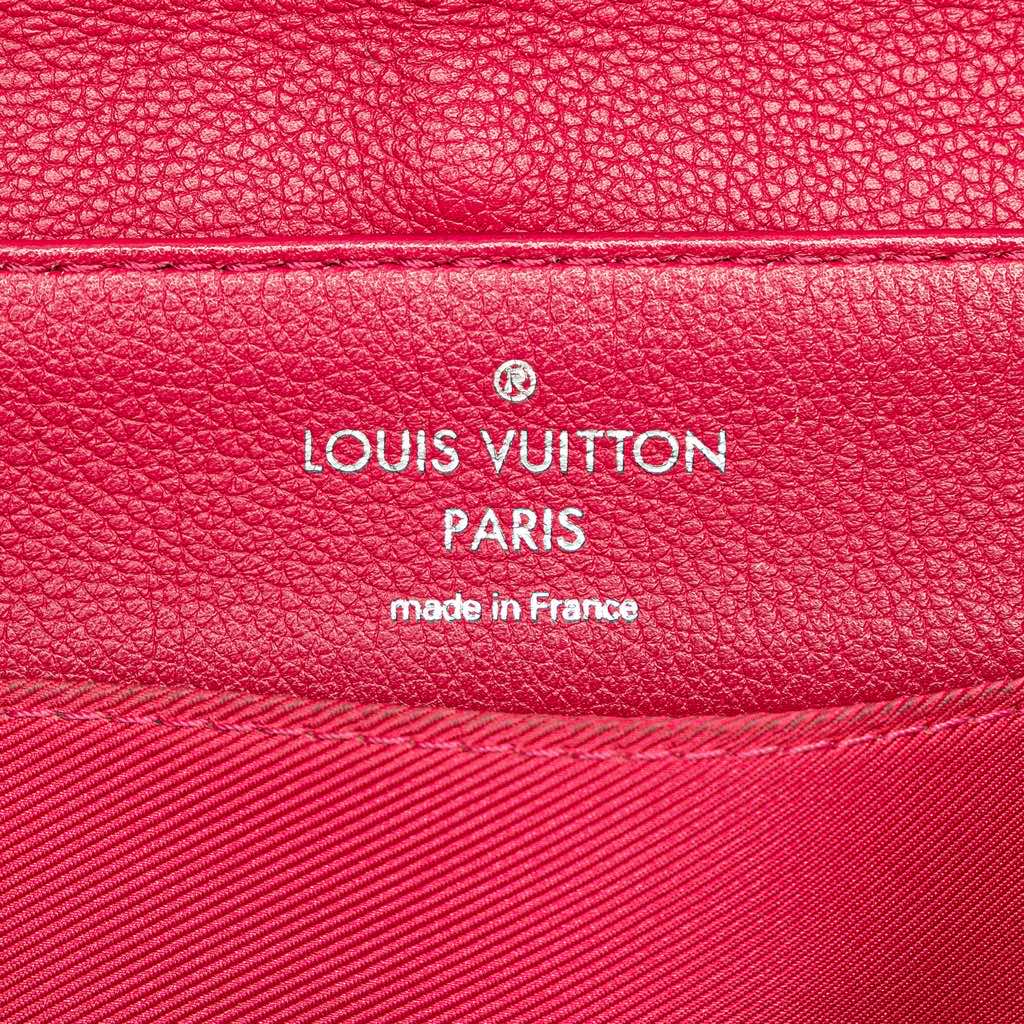 Louis Vuitton Lockme II BB - Side view