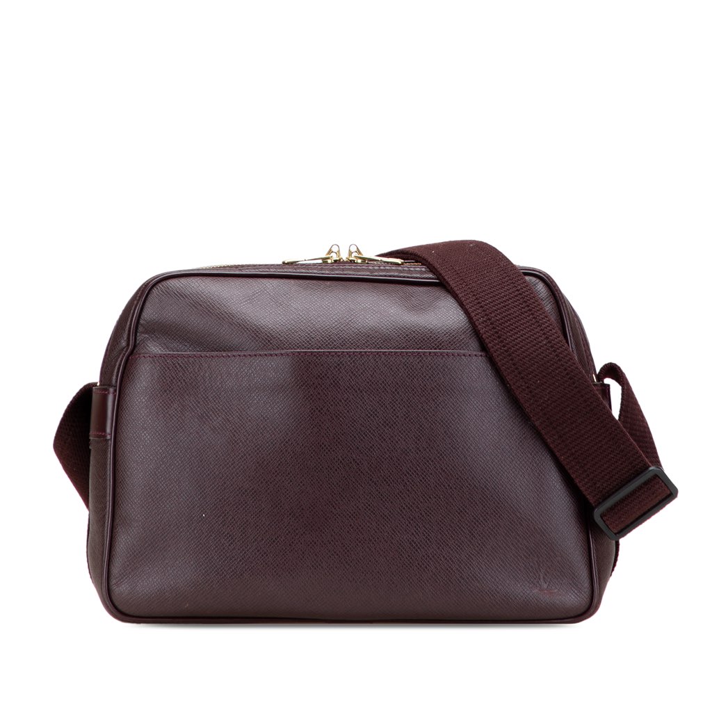 Louis Vuitton Taiga Reporter PM