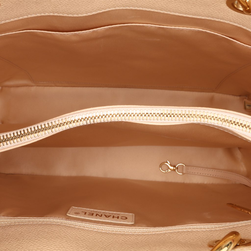Chanel Caviar Grand Shopping Tote - 4