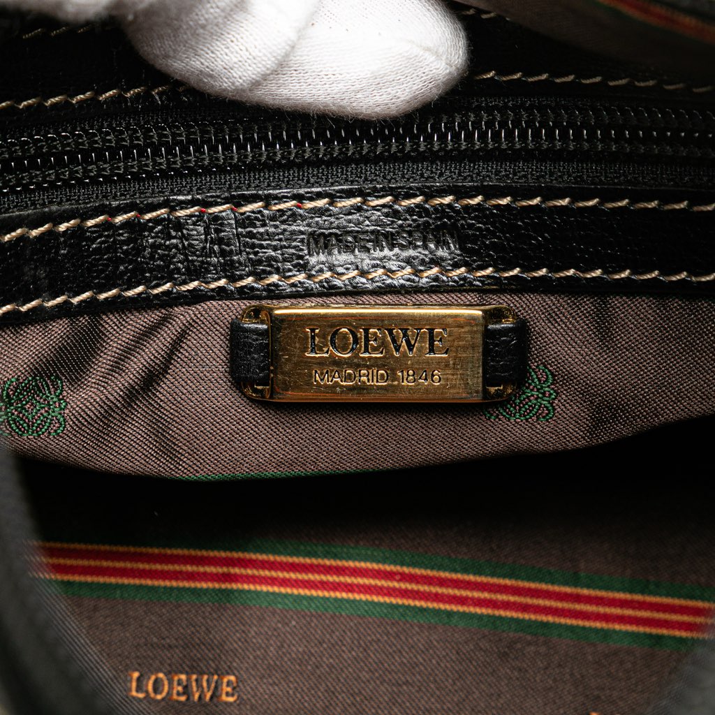 Loewe Leather Velazquez Pouch - Detail 1