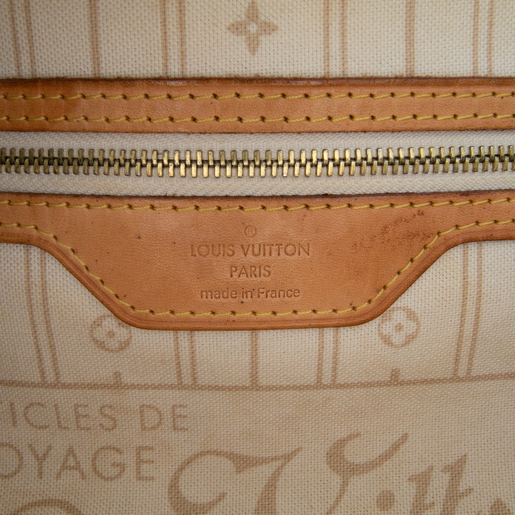 Louis Vuitton Damier Azur Neverfull GM - Side view