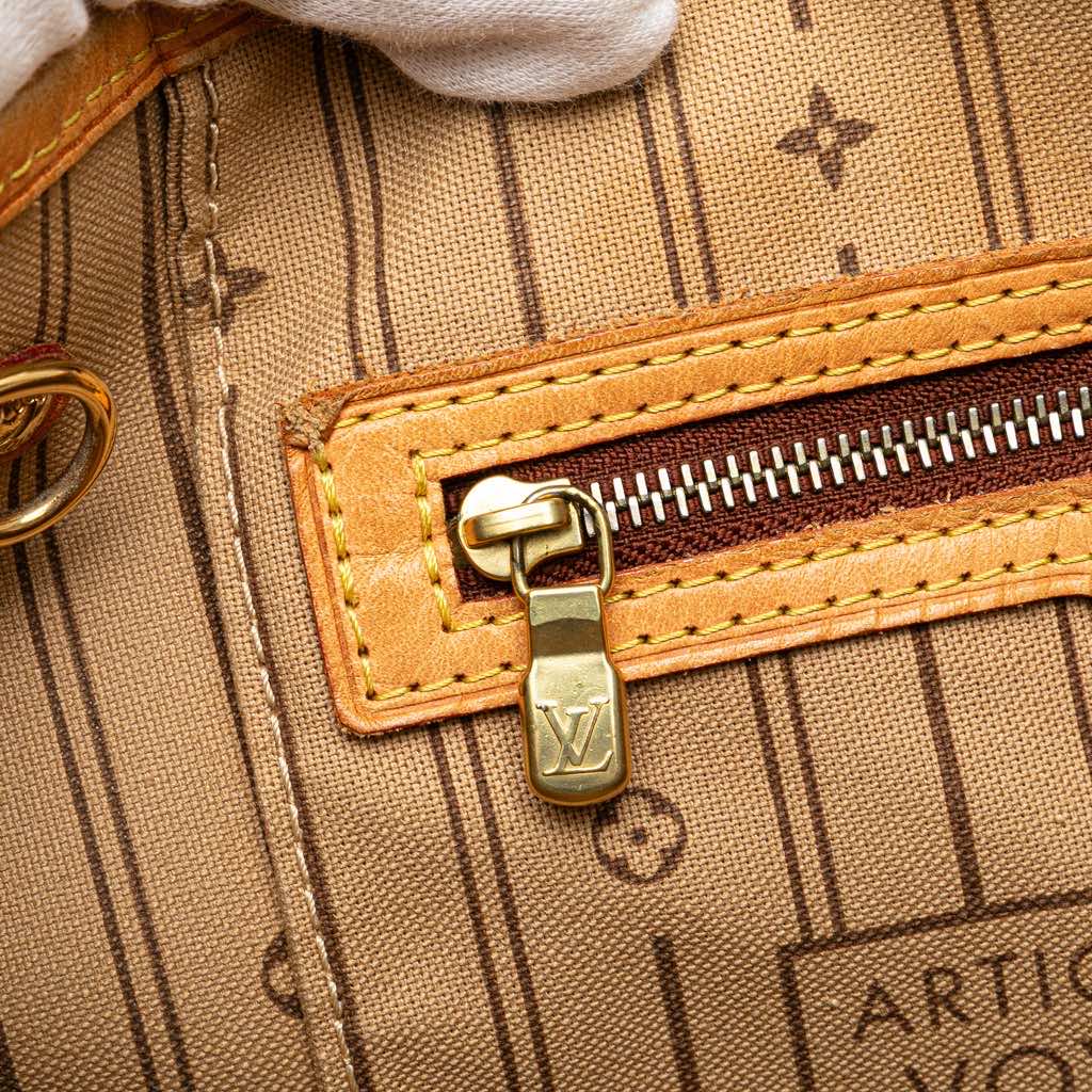 Louis Vuitton Monogram Neverfull PM - Image 11