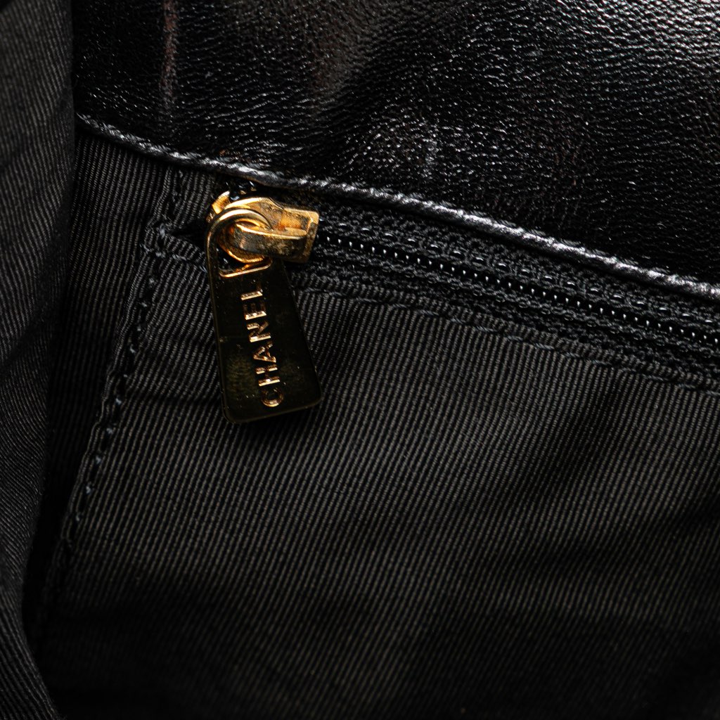 Chanel Lambskin Messenger Bag - Image 12