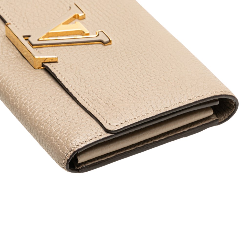 Louis Vuitton Taurillon Capucines Wallet - Image 11