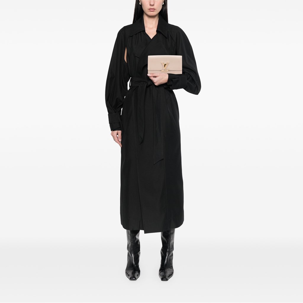 Louis Vuitton Taurillon Capucines Wallet - Image 12