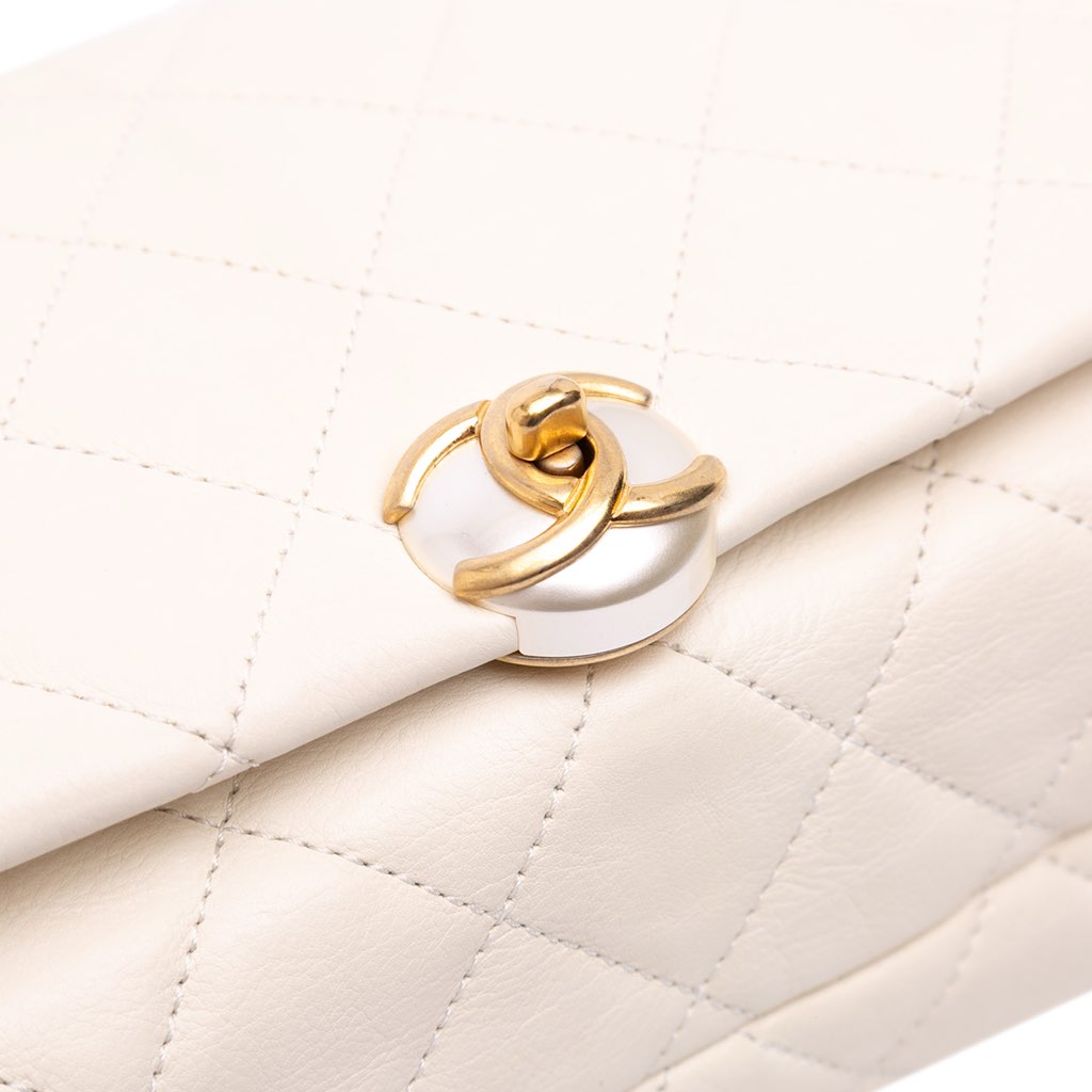 Chanel Quilted Calfskin Pearl CC Accordion Flap - Detail 2