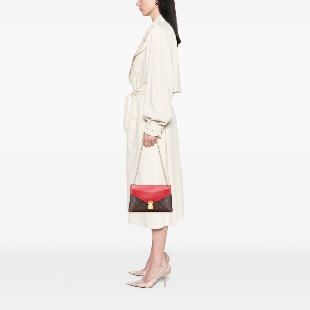 Louis Vuitton Monogram Pallas Chain - Image 12